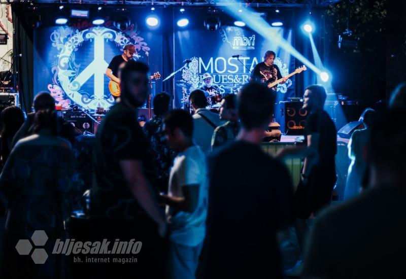 Počeo Mostar Blues & Rock Festival: Najveća imena svjetske blues/rock scene u Abraševiću
